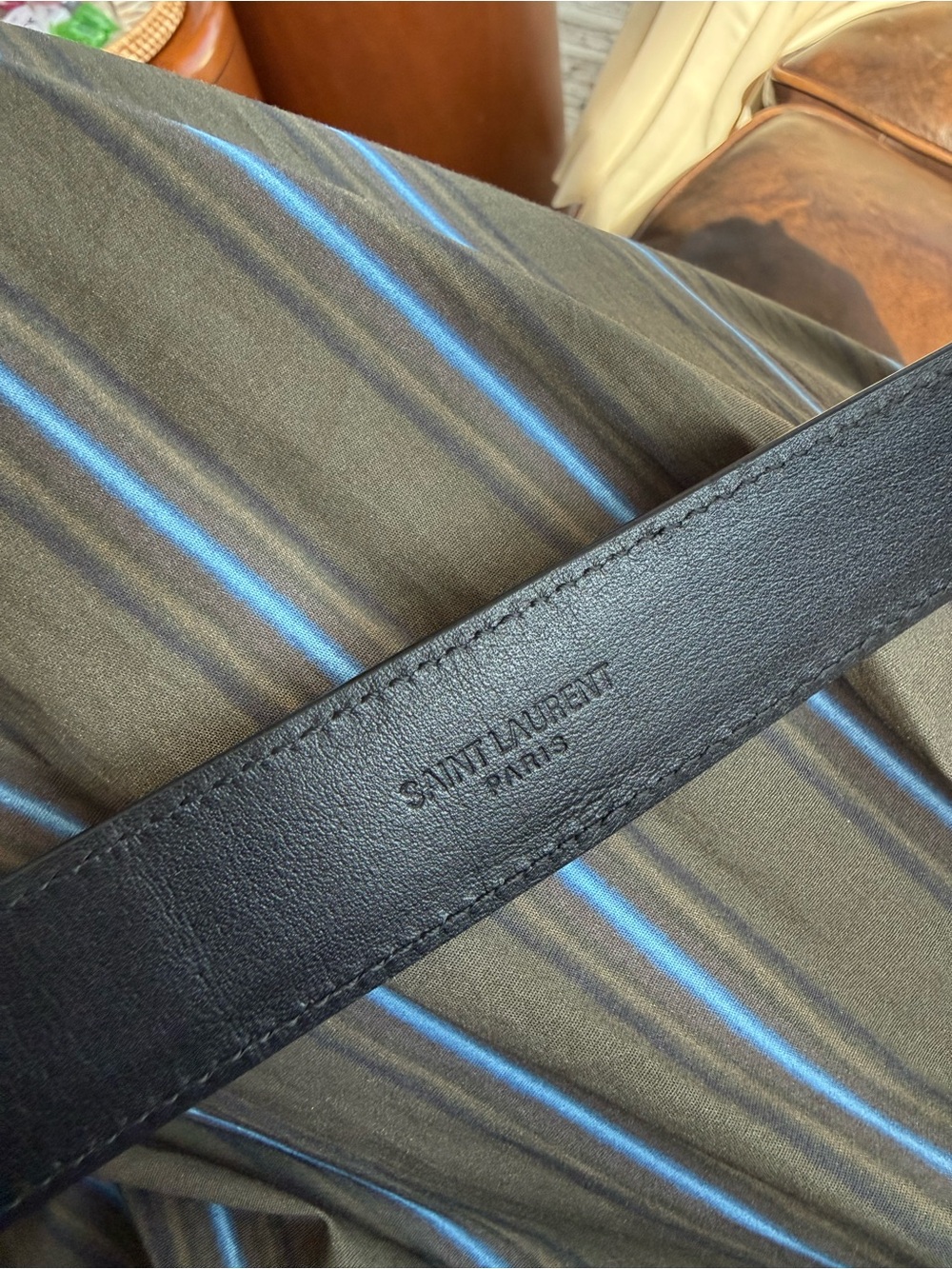 Saint Laurent Black Leather Belt with Gold YSL Hardware - Picture 4 of 6